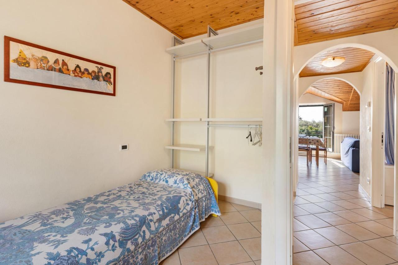 La Casa Di Lady Appartement Ceriale Buitenkant foto