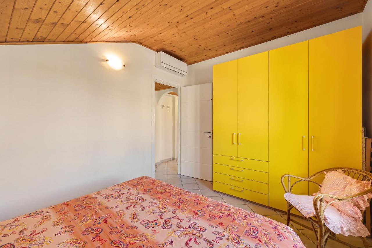 La Casa Di Lady Appartement Ceriale Buitenkant foto